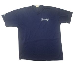 Majestic New York Yankees  Mens Size XL Short Sleave Shirt